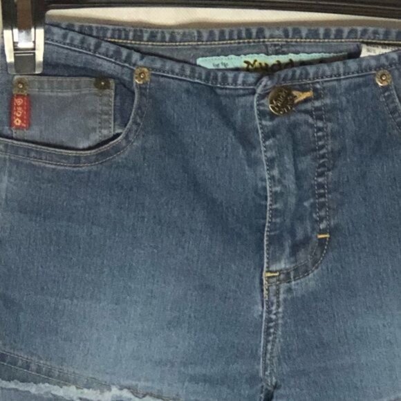 mudd light wash patches blue jeans pockets zipper button 8 kids READ - Picture 11 of 14